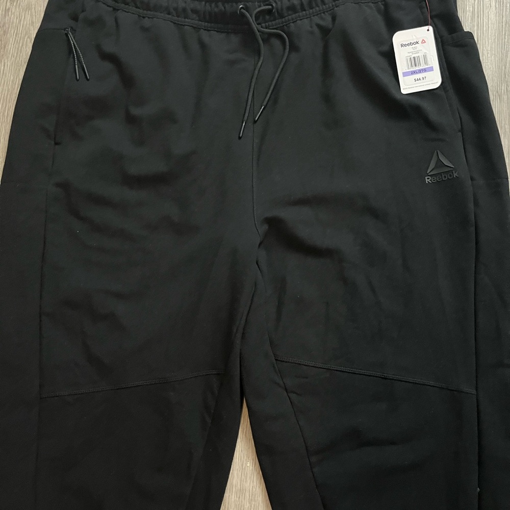 🔥150–NWT Reebok Men's Black Sweatpants